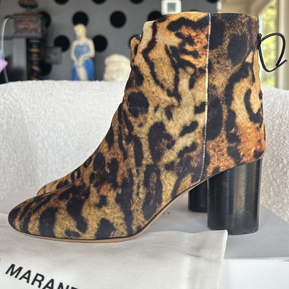 Isabel Marant Leopard Print Velvet Ankle Boots SZ 8 - Picture 3 of 13